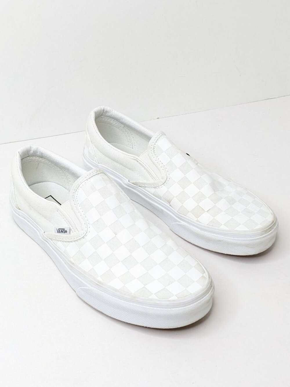 Vans Classic Slip-On Sneakers White Checkerboard Womens 9